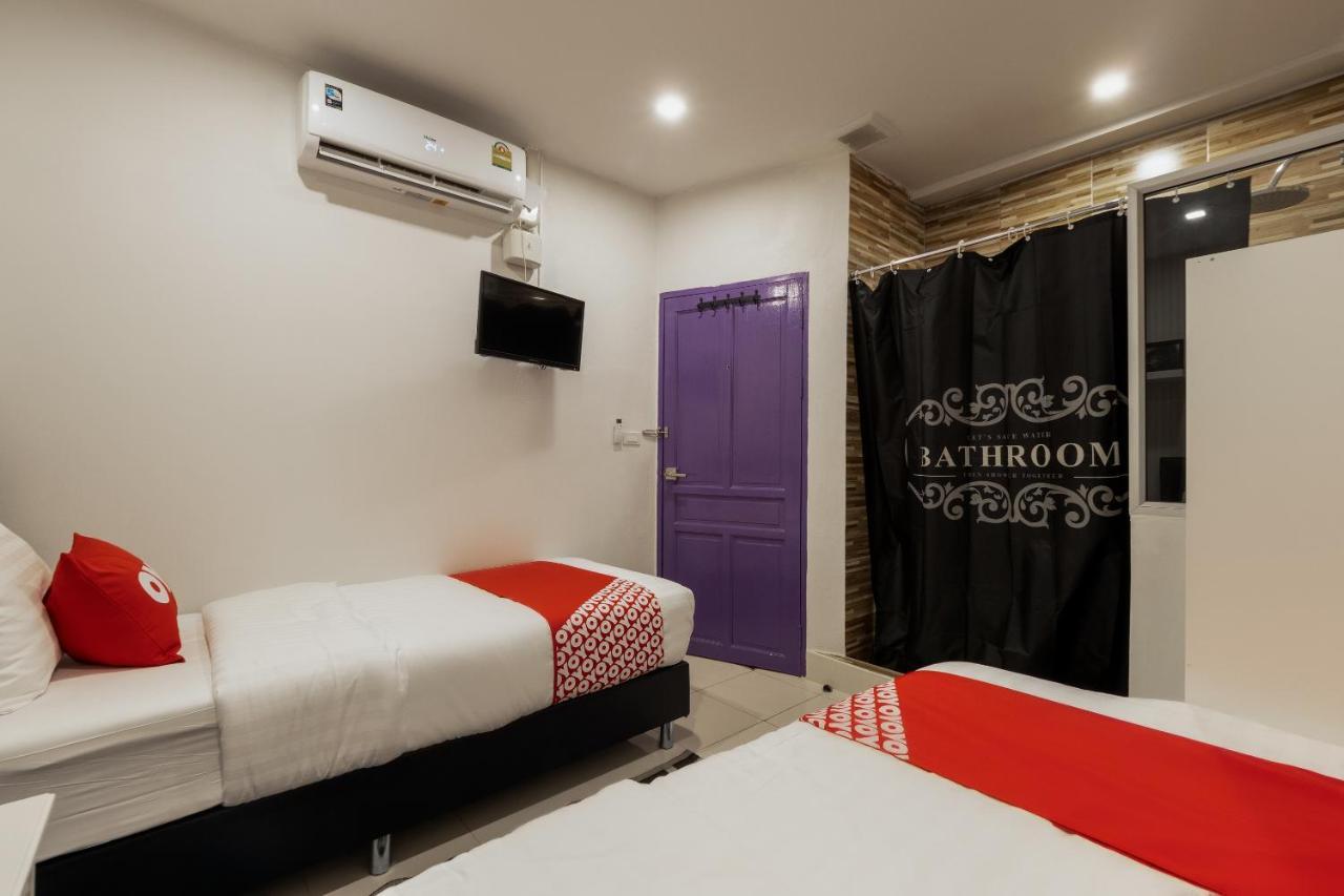 Oyo 960 The Urban Age Deluxe Hotel Bangkok Exterior foto